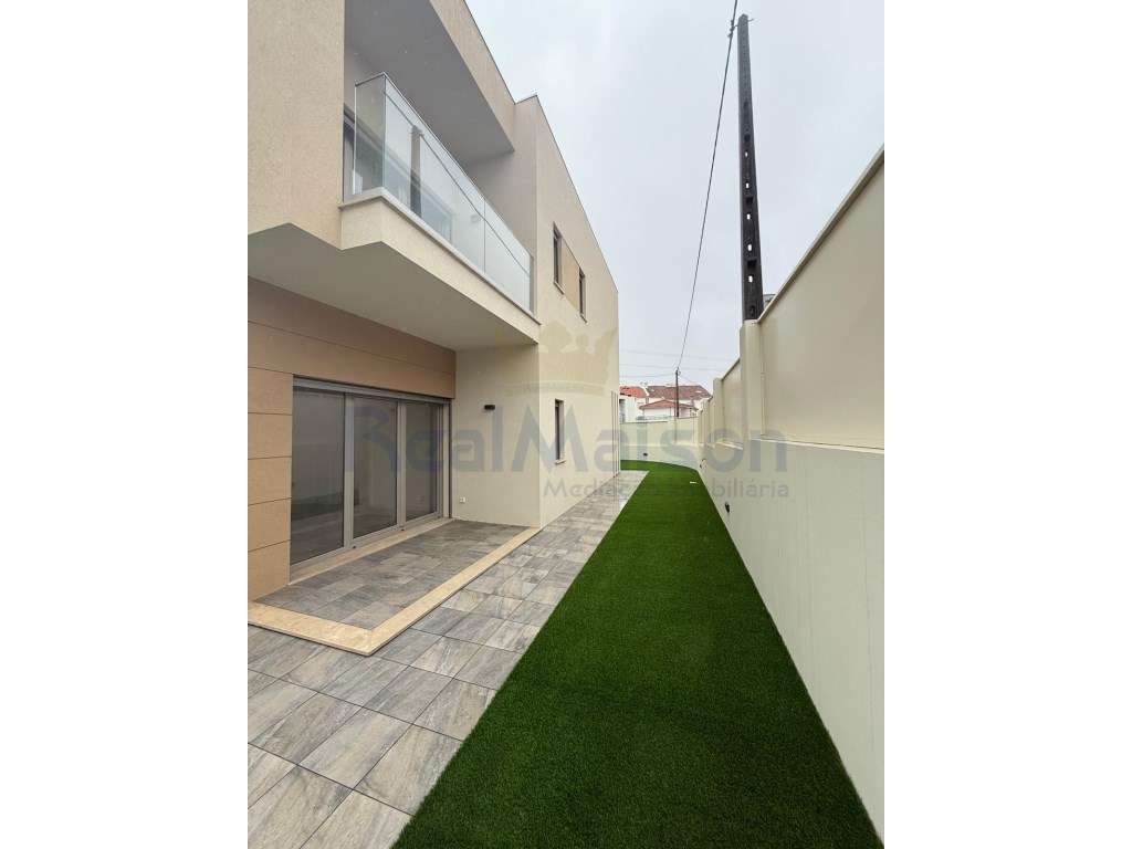 Fantástica Moradia T3 - S.Domingos de Rana - CONSTRUÇÃO NOVA - Grande imagem: 5/25