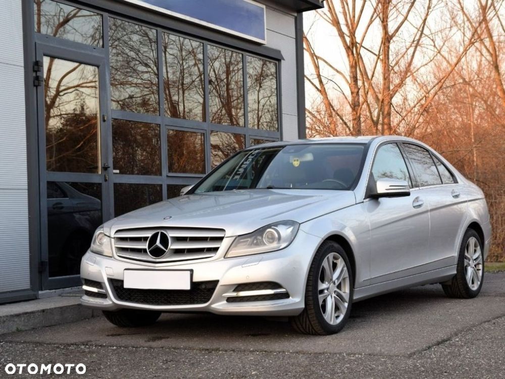 Mercedes-Benz Klasa C 220 CDI 7G-TRONIC Avantgarde Edition - 11