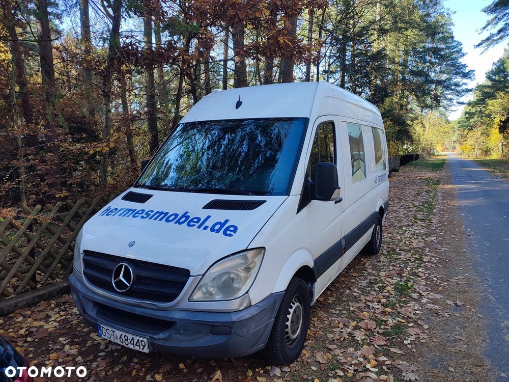 Mercedes-Benz Sprinter - 1