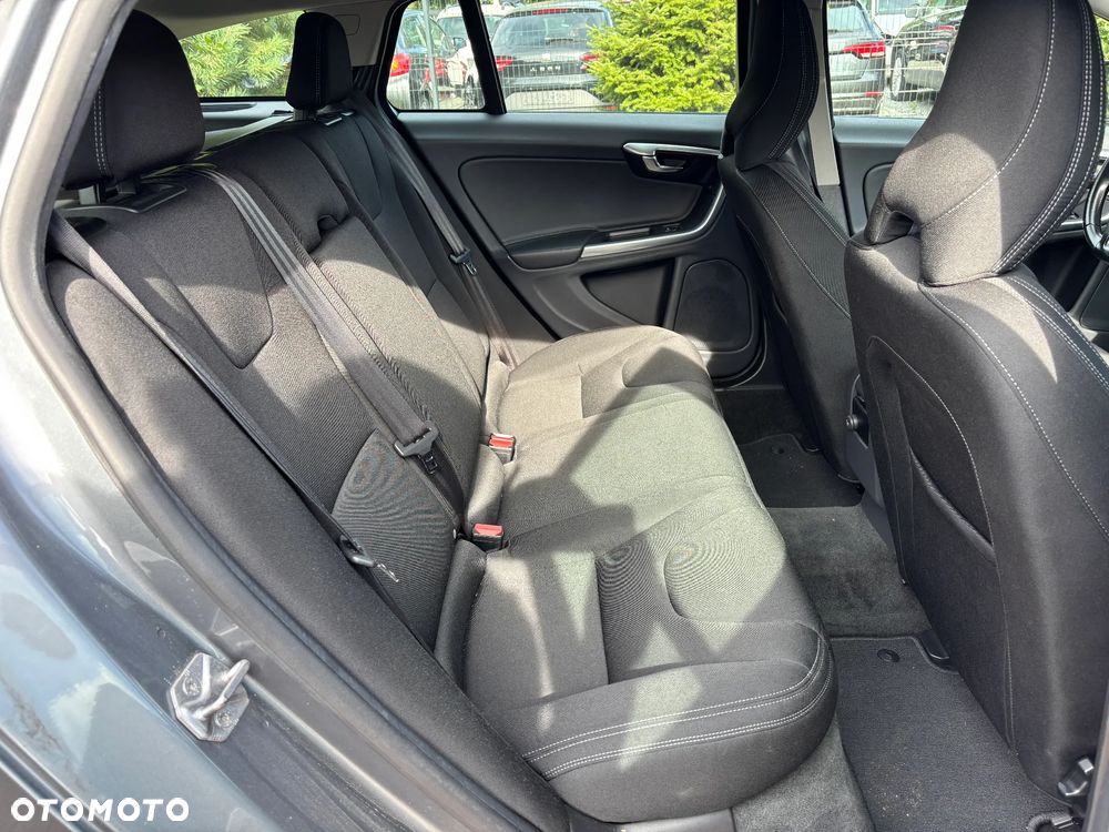 Volvo V60 D3 Geartronic Linje Business - 20