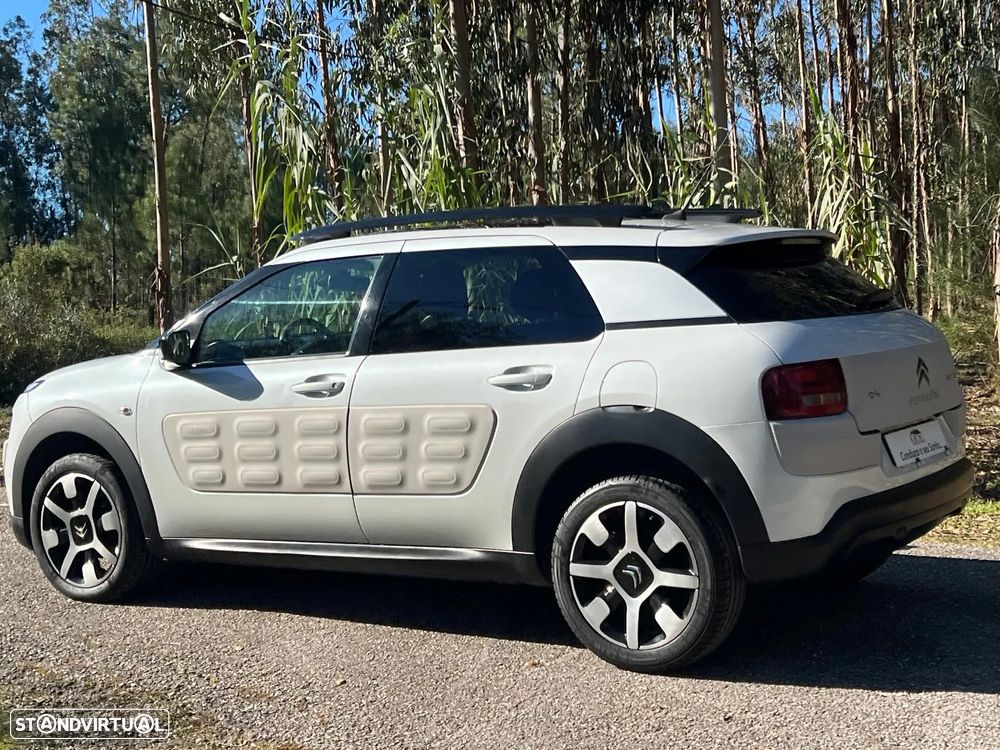 Citroën C4 Cactus PureTech 82 Shine Edition - 3