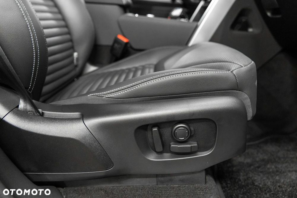 Land Rover Discovery - 36