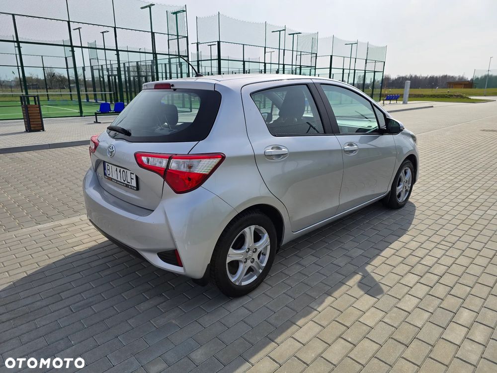 Toyota Yaris 1.5 Life - 11