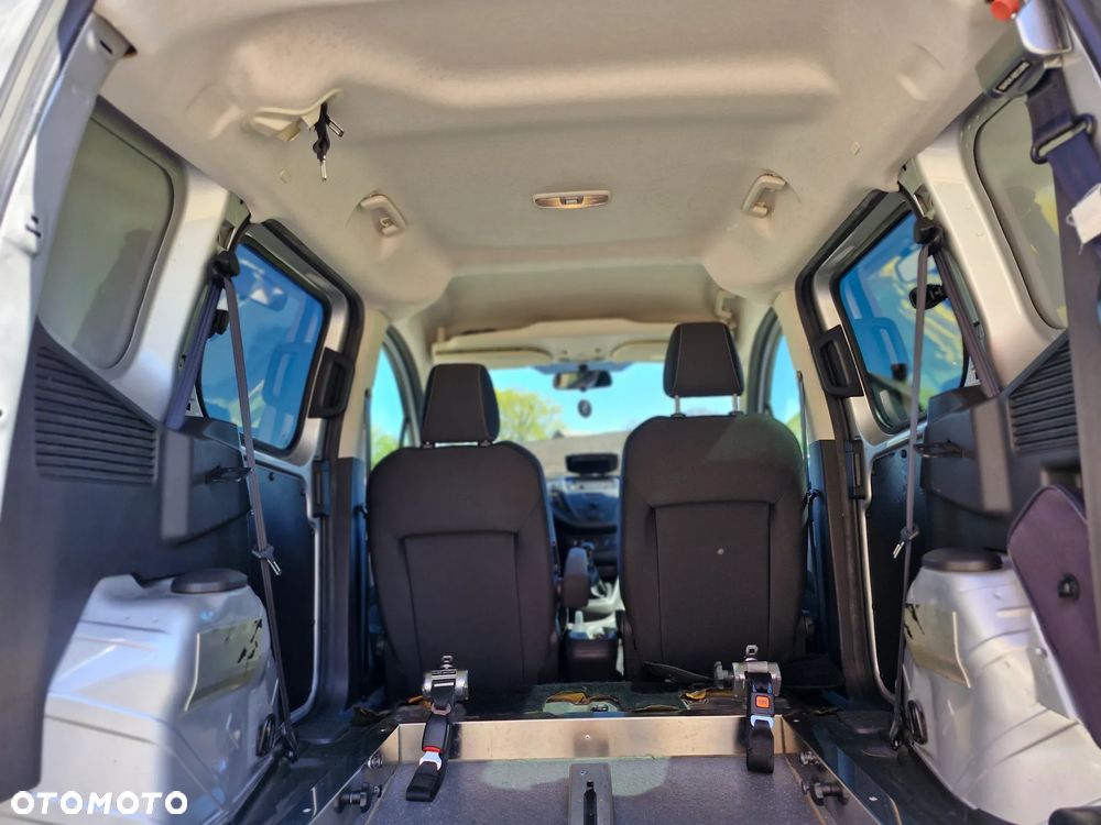 Ford Transit Courier Trend - 20