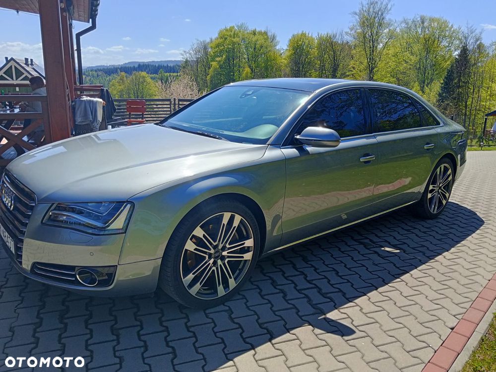 Audi A8 - 7