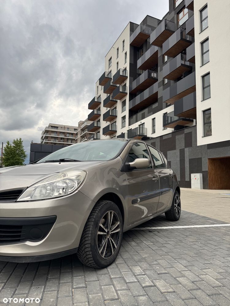 Renault Clio 1.2 16V Expression - 5