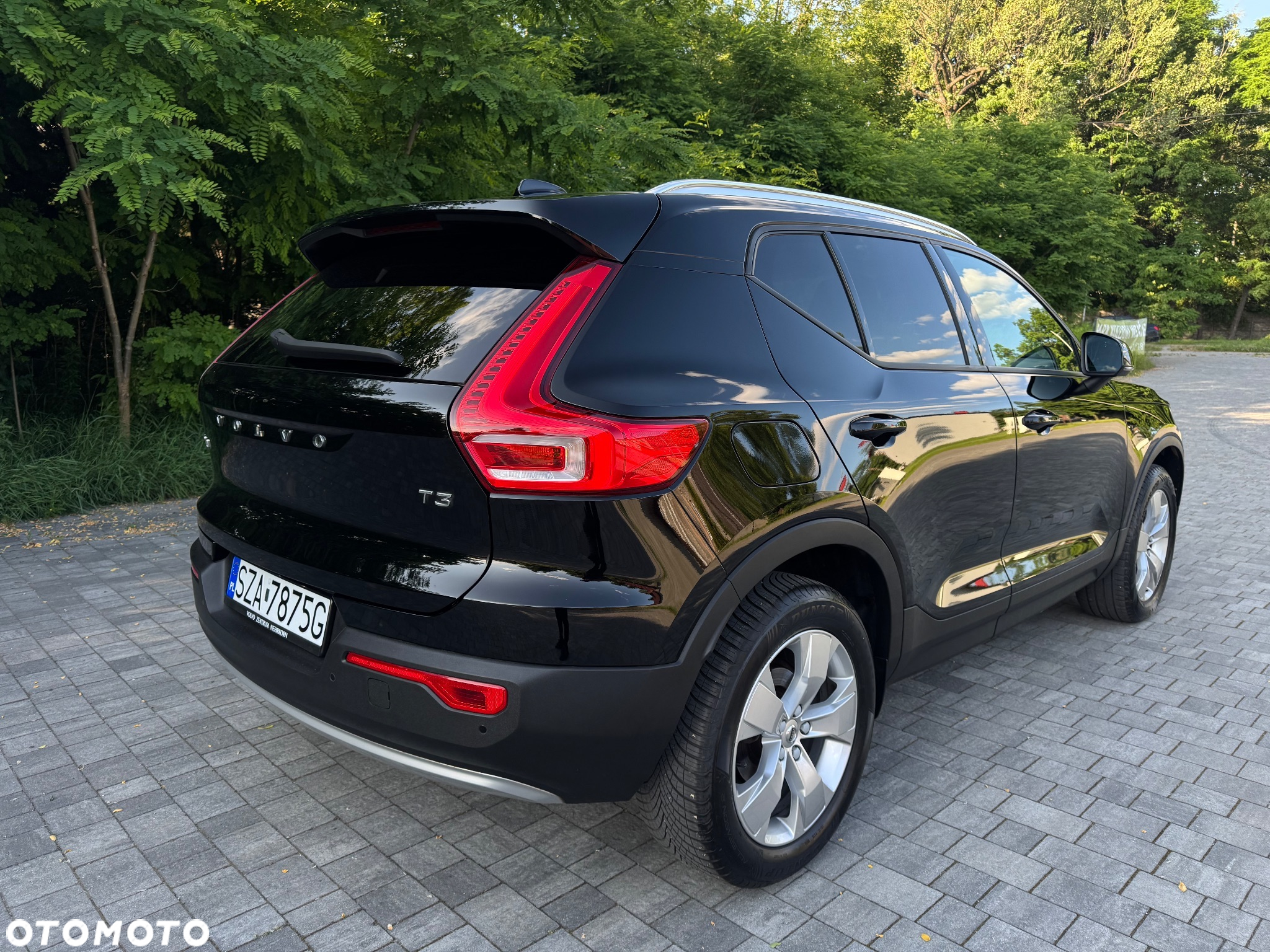Volvo XC 40 T3 Momentum - 3