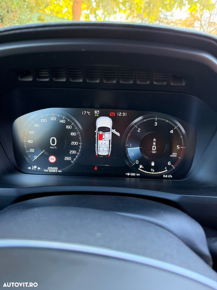 Volvo XC 90 - 19