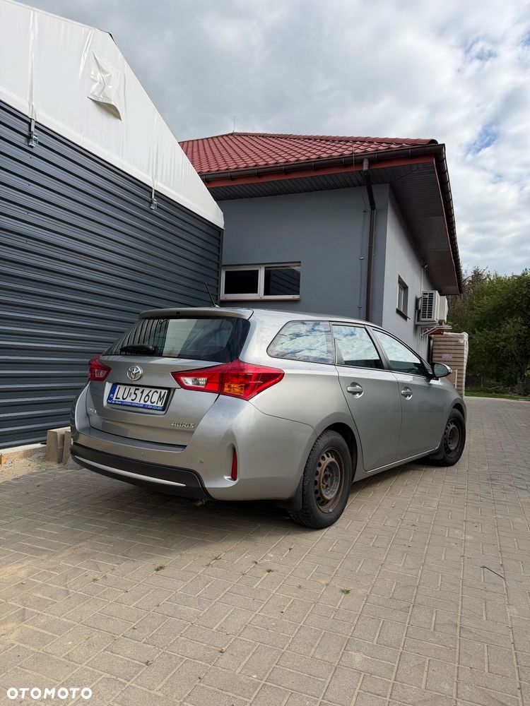 Toyota Auris 1.4 D-4D Active - 3
