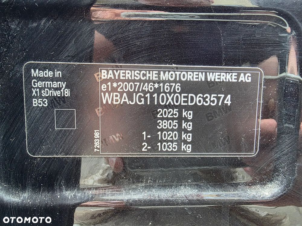 BMW X1 sDrive18i - 16