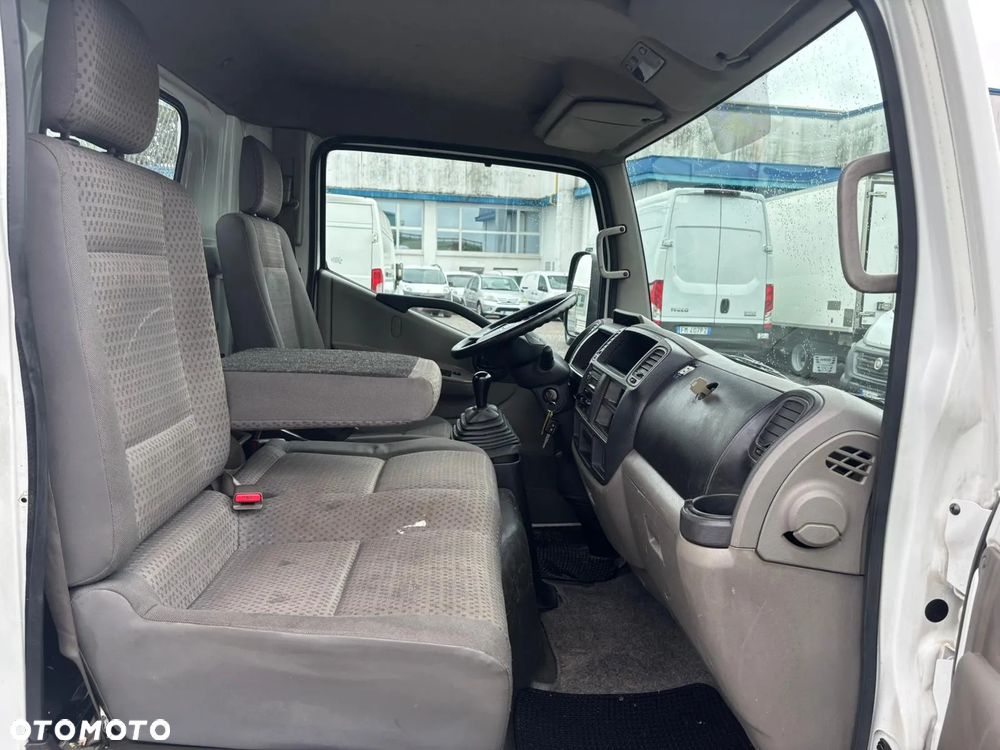 Nissan Cabstar 35.13 Skrzynia 3.20 M ! Super Stan  * z Włoch  ! Bez Korozji  ! - 18