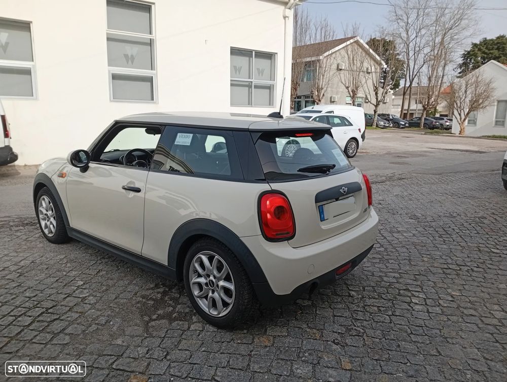 MINI 3 Portas One - 4