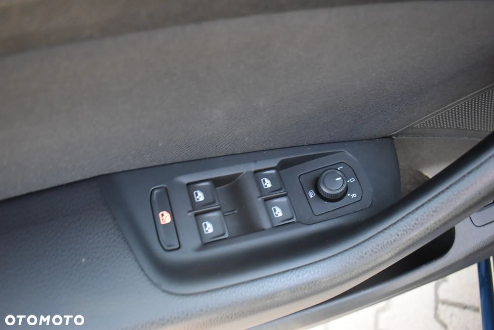 Volkswagen Passat Variant - 23