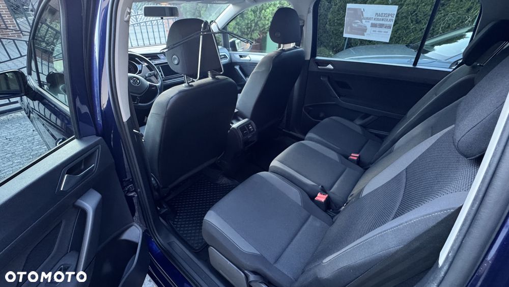 Volkswagen Touran 1.5 TSI EVO Trendline DSG - 8