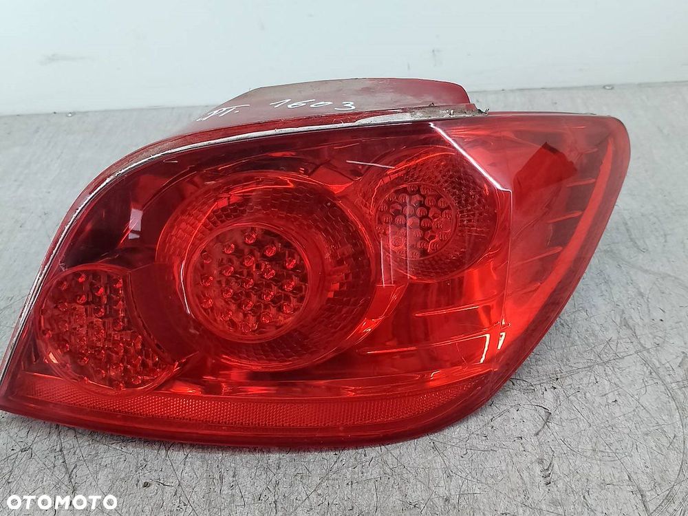 LAMPA TYLNA PRAWA PEUGEOT 307 I 08-550-1940R-R - 9