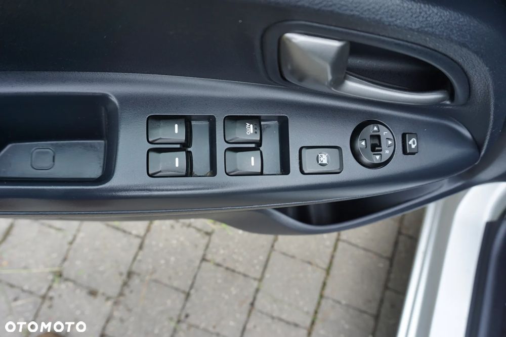 Kia Rio 1.4 Dream-Team Edition - 19