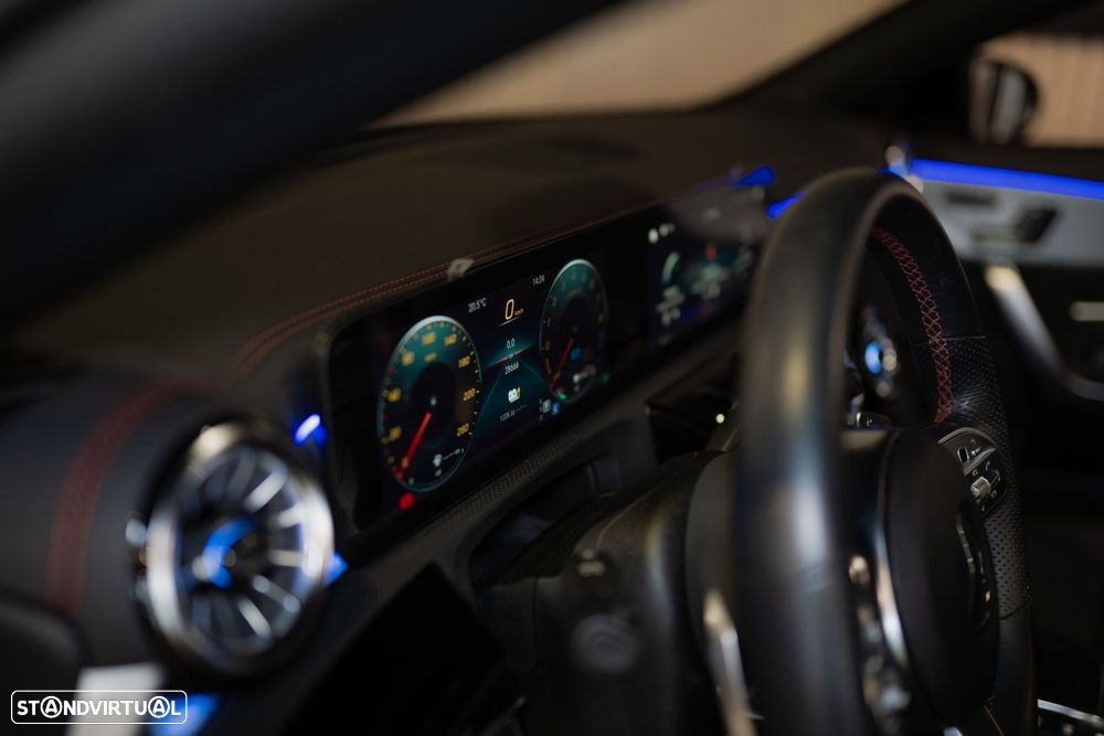 Mercedes-Benz CLA 250 e Shooting Brake AMG Line - 20