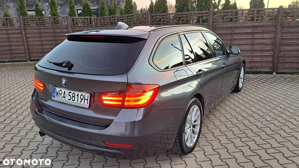 BMW Seria 3 318d Sport Line - 17