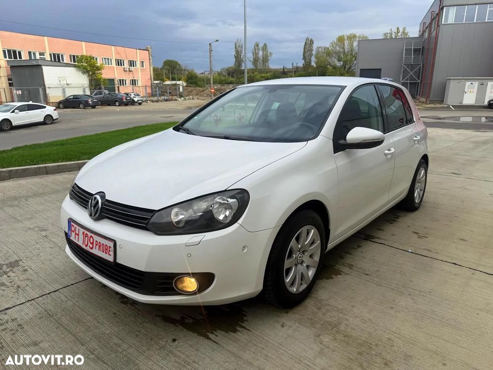 Volkswagen Golf 1.2 TSI BlueMotion Technology Comfortline - 2