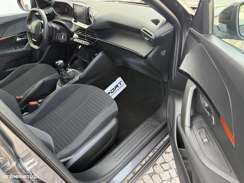 Peugeot 2008 1.2 PureTech Active Pack - 19