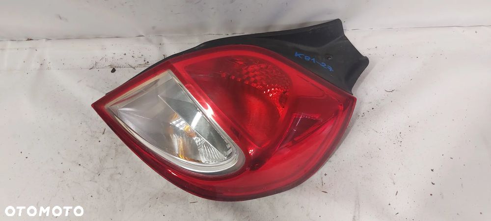.  TYL TYLNA LAMPA PRAWA RENAULT CLIO 3 HB - 2