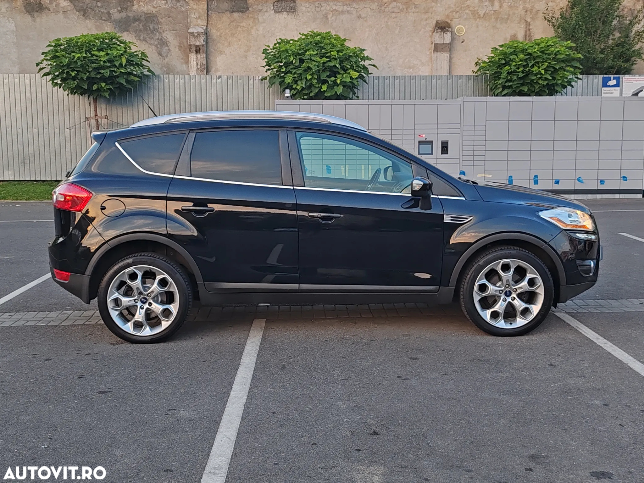 Ford Kuga 2.0 TDCi 4x4 Titanium - 24