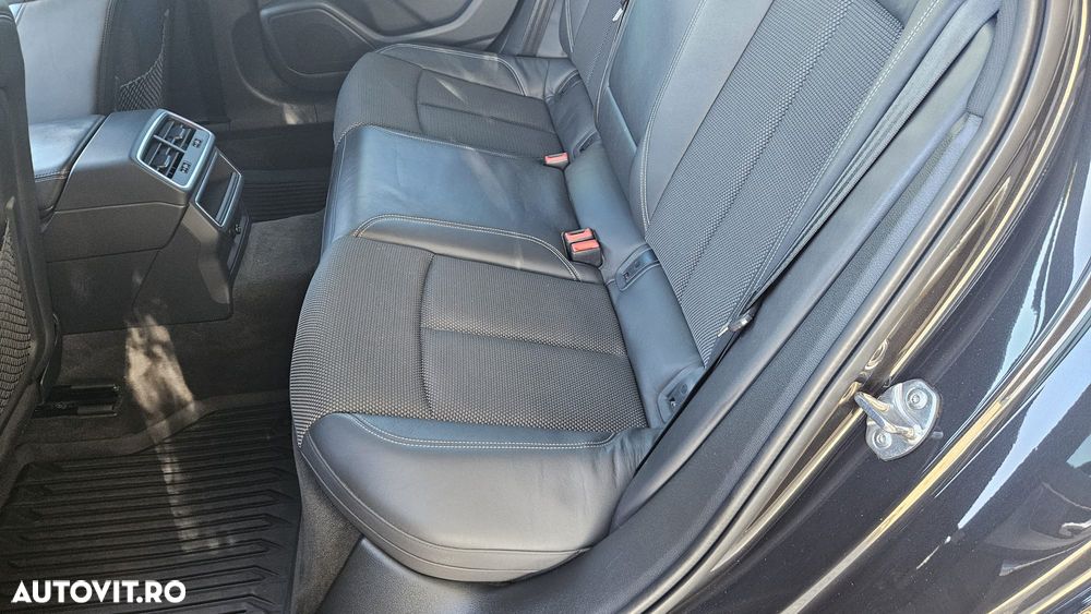 Audi A6 Avant 40 TDI quattro S tronic S line - 12