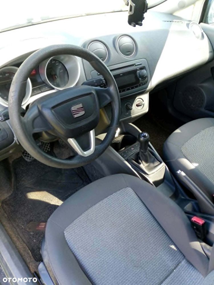 Seat Ibiza 1.4 16V Entry - 10
