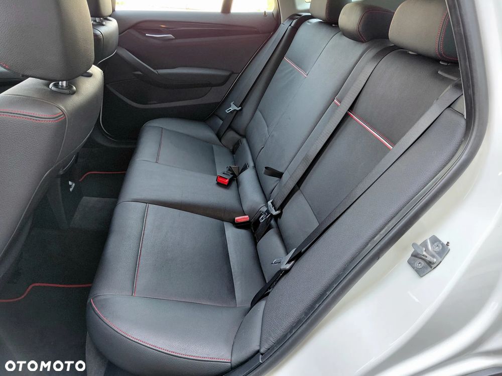 BMW X1 xDrive25d xLine - 11