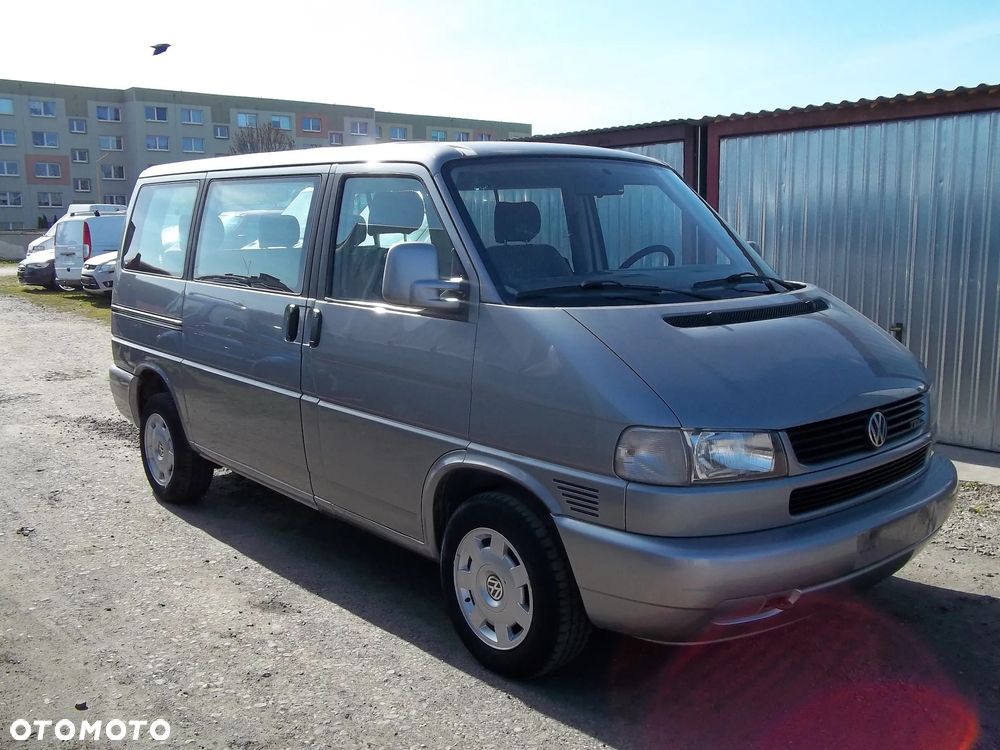 Volkswagen Multivan Standard - 1
