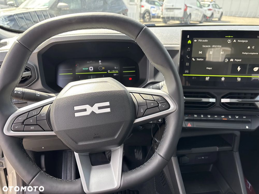 Dacia Duster 1.8 Full Hybrid 155 Expression MMT - 13