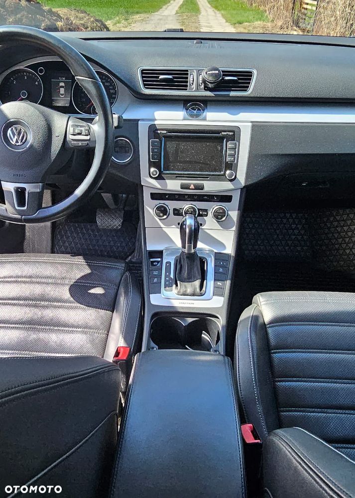 Volkswagen CC 2.0 TDI 4Motion BlueMotion Technology DSG - 8