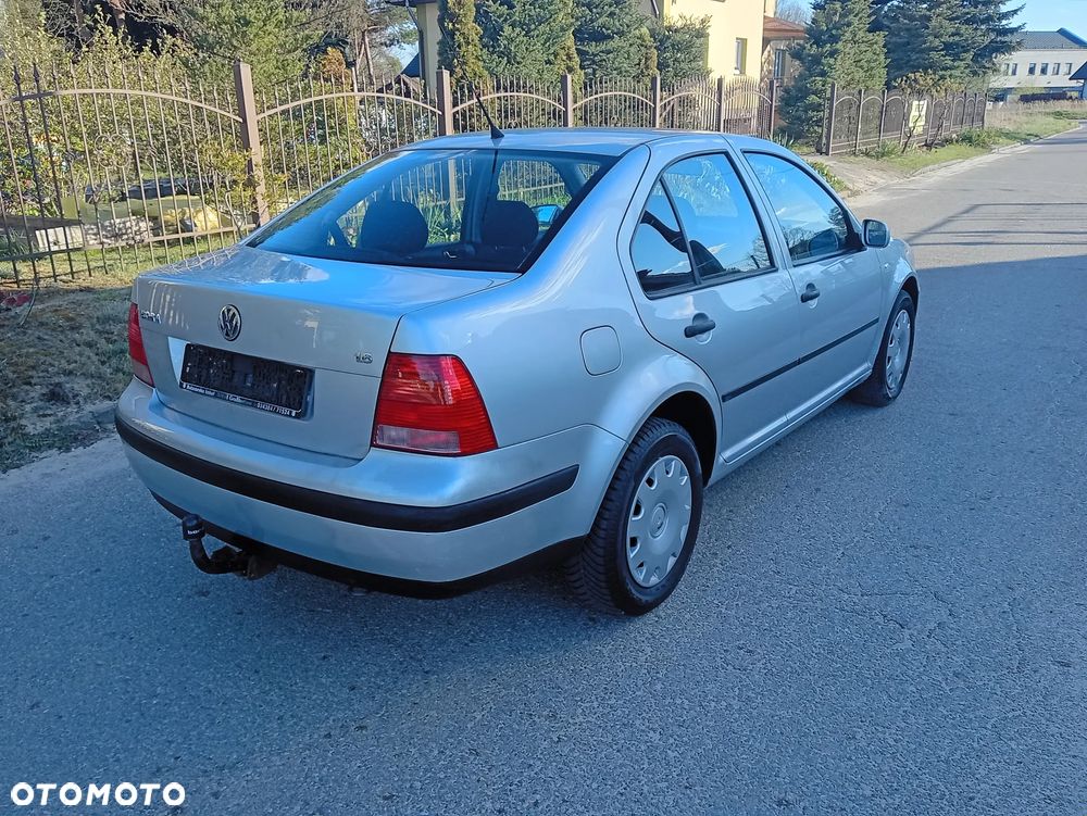 Volkswagen Bora 1.6 Comfortline - 8