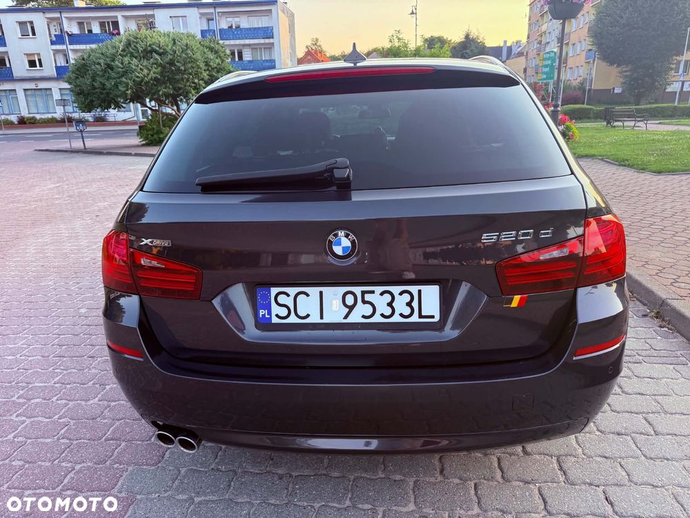 BMW Seria 5 520d xDrive - 3