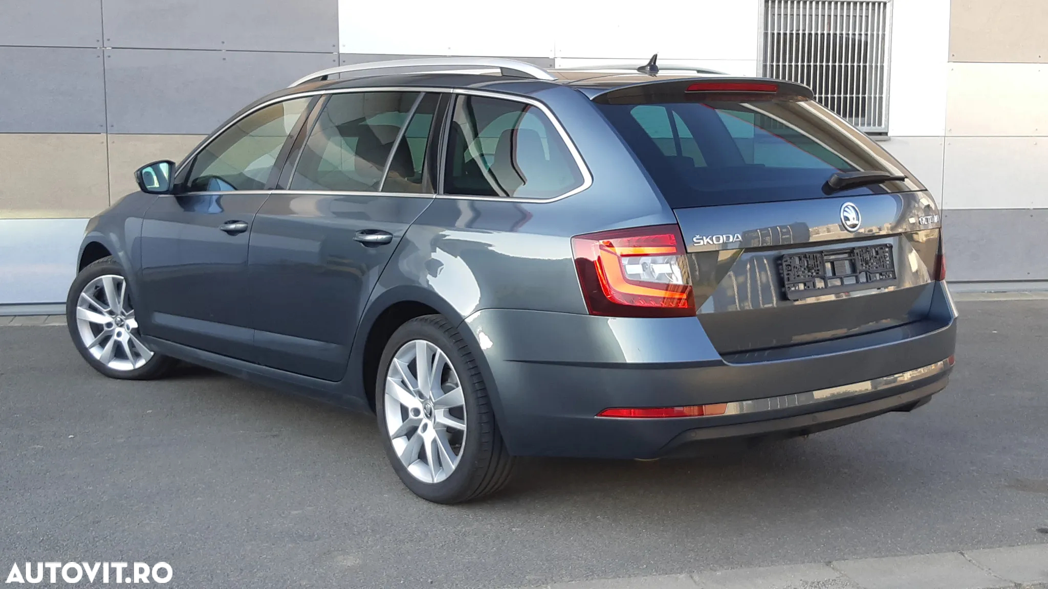 Skoda Octavia 2.0 TDI (Green tec) DSG Style - 5