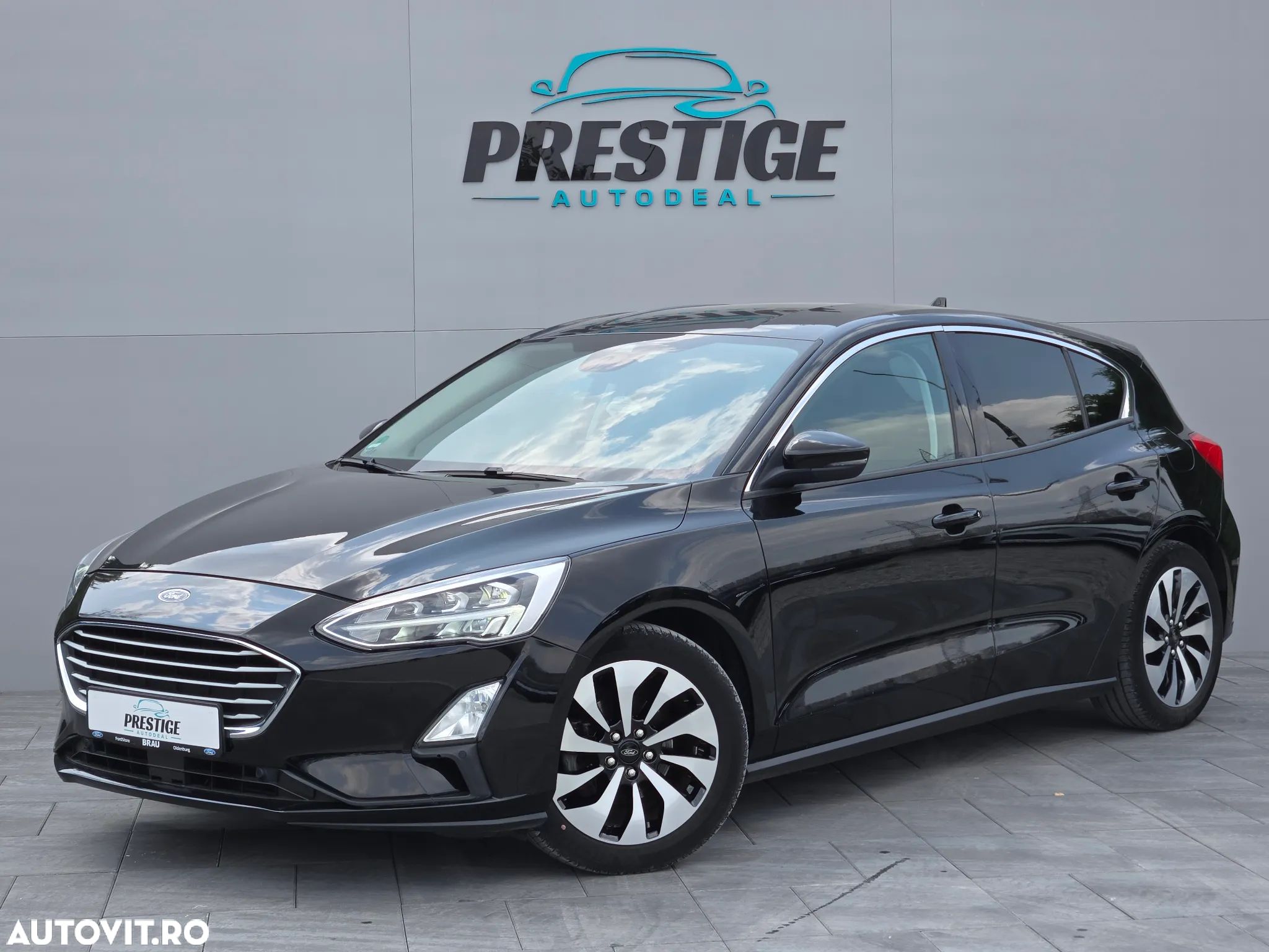 Ford Focus 1.0 EcoBoost Start-Stopp-System COOL&CONNECT DESIGN - 1