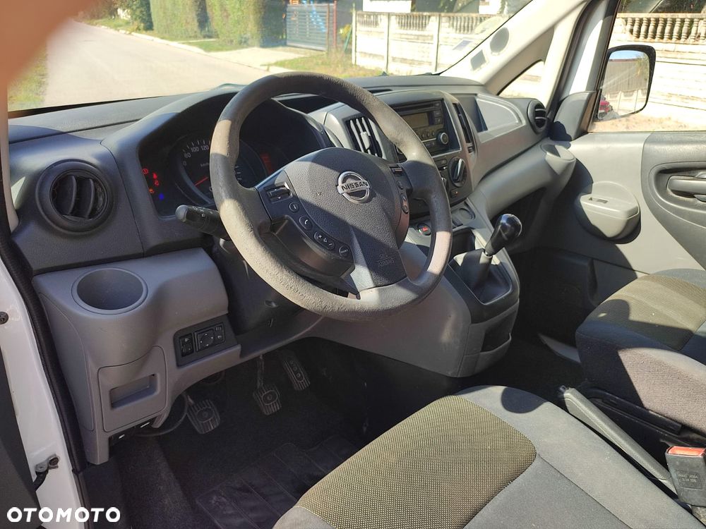 Nissan NV200 - 14