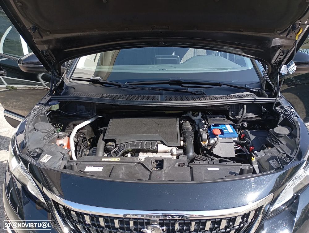 Peugeot 3008 PureTech 130 Stop & Start GPF EAT8 Allure - 14