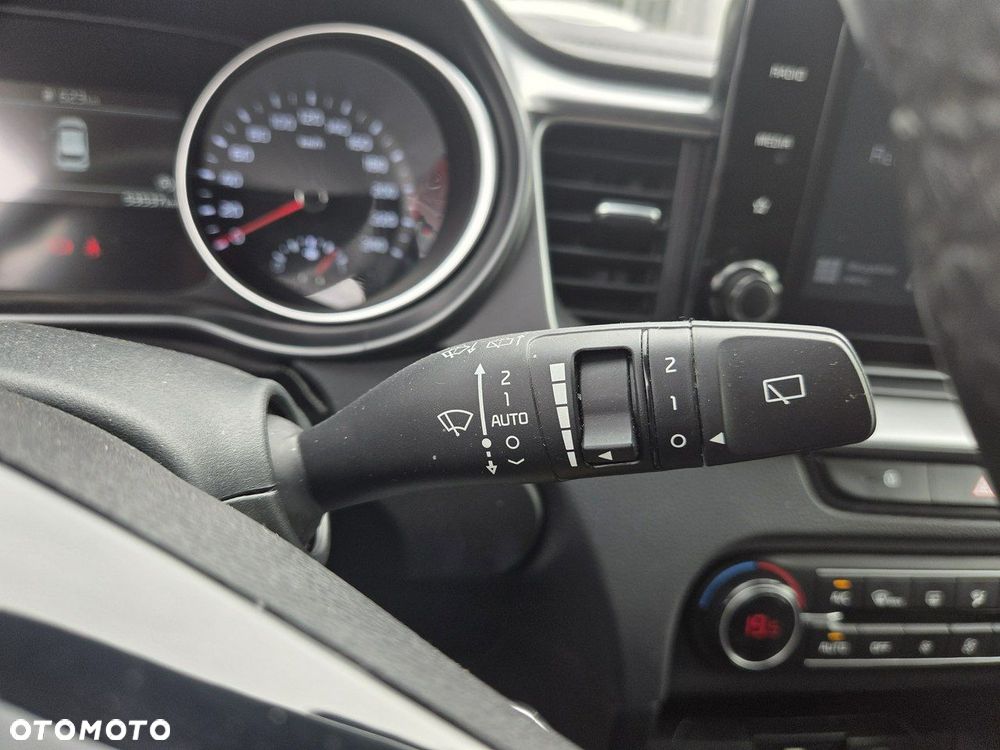 Kia Ceed 1.5 T-GDI M - 25