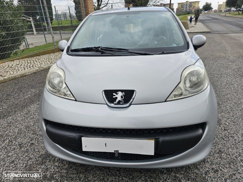Peugeot 107 1.0 Urban - 2