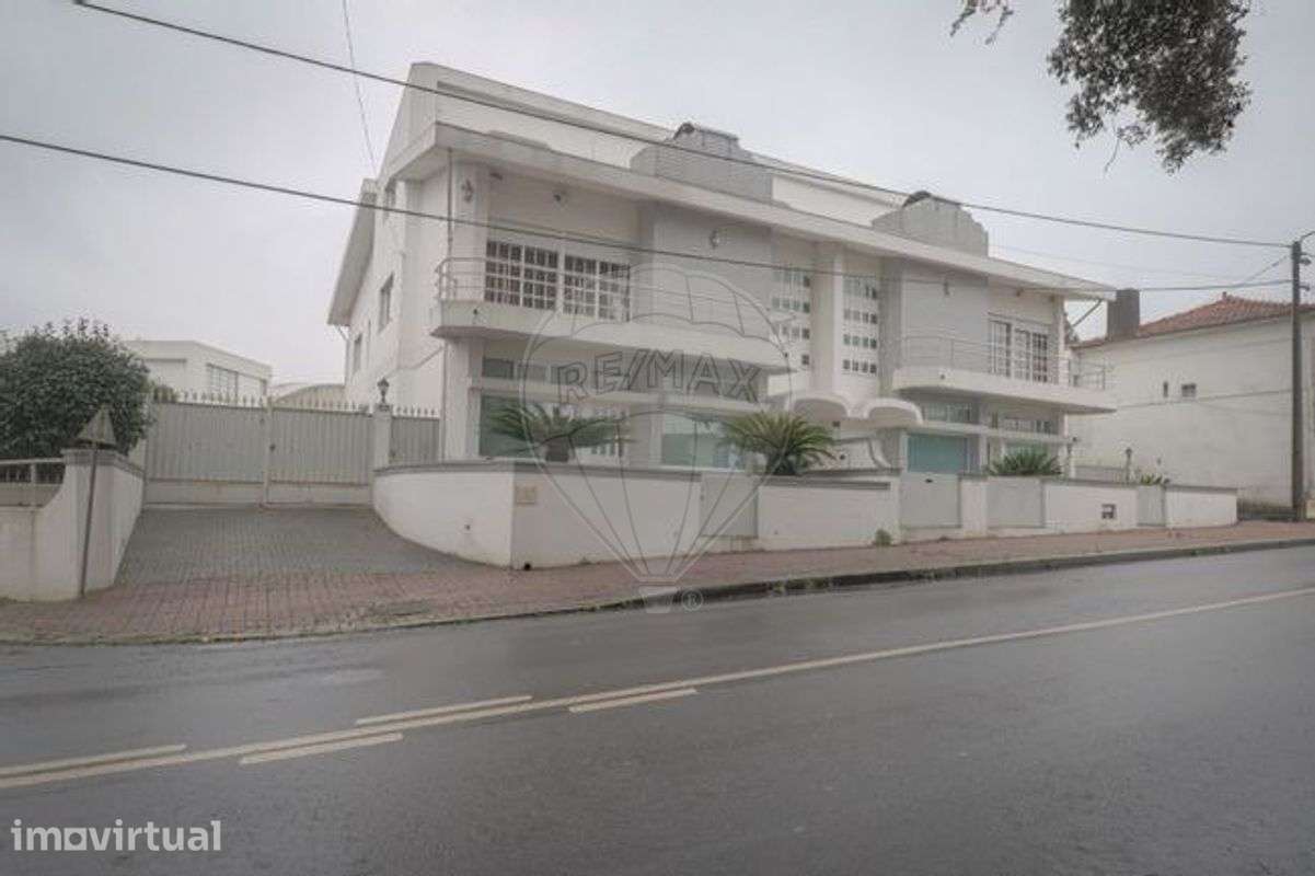 Armazém  para arrendamento - Grande imagem: 2/19