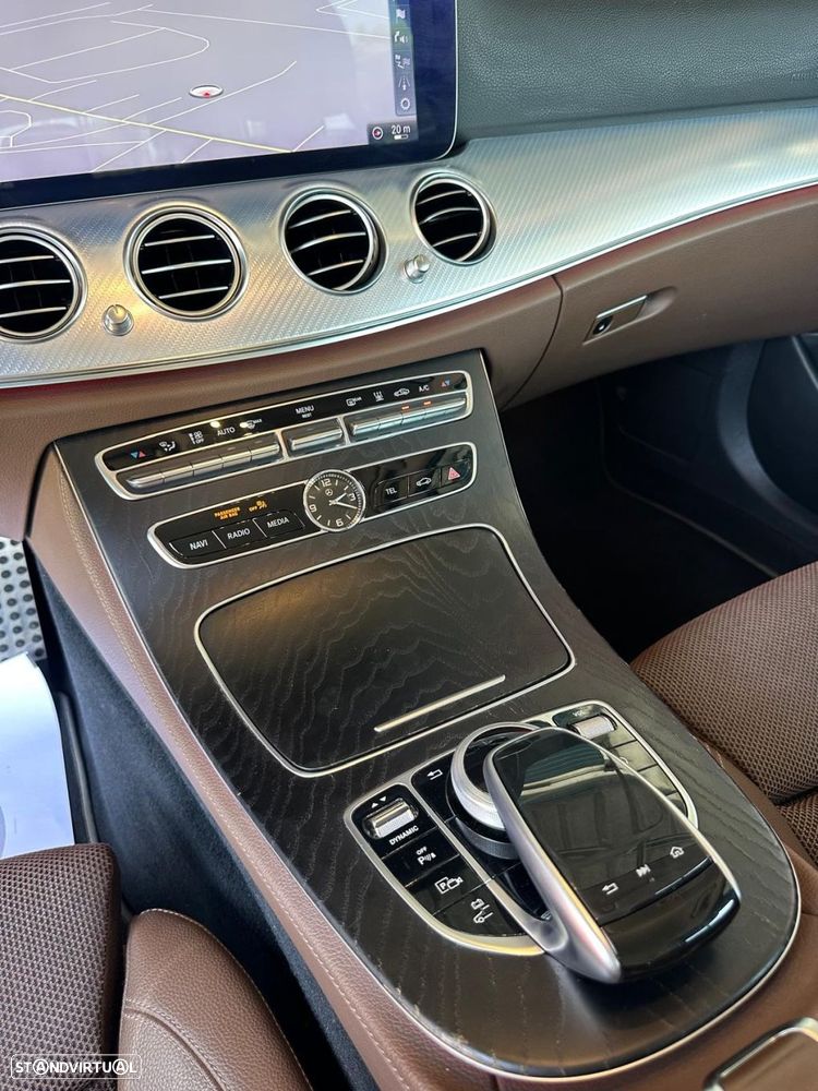 Mercedes-Benz E 300 de Exclusive Line - 12