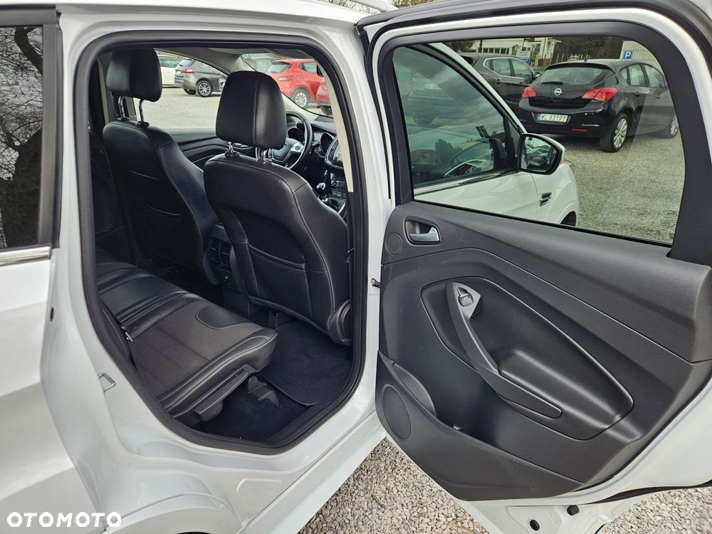Ford Kuga 2.0 TDCi 4x4 Individual - 32