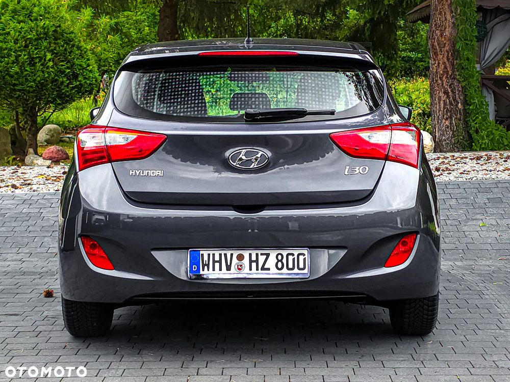 Hyundai i30 1.4 Comfort - 10