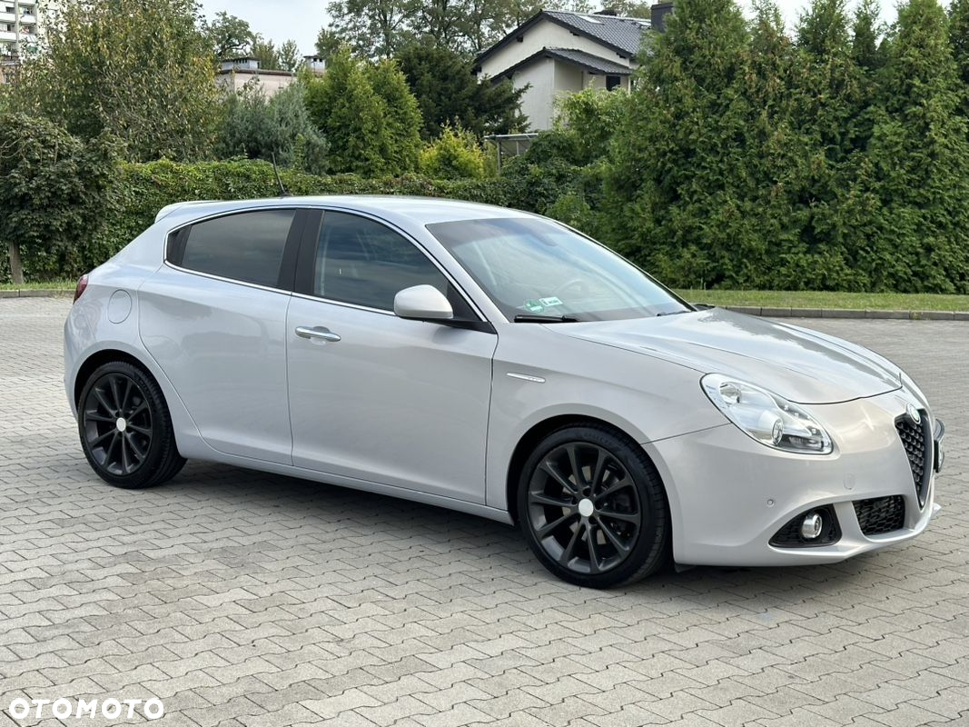 Alfa Romeo Giulietta 2.0 JTDM Distinctive - 6