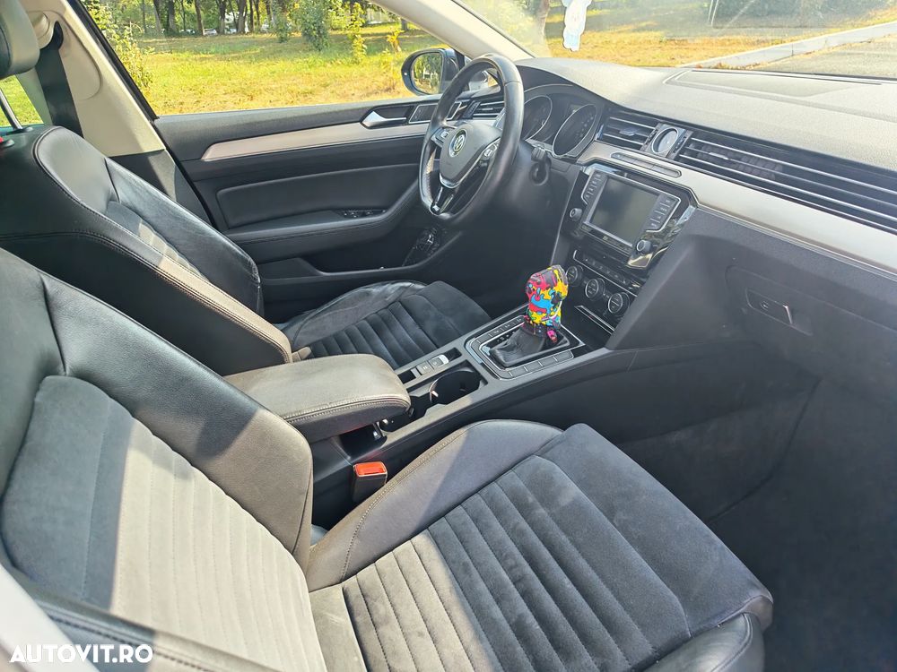 Volkswagen Passat 2.0 TDI DSG 4Motion Highline - 10