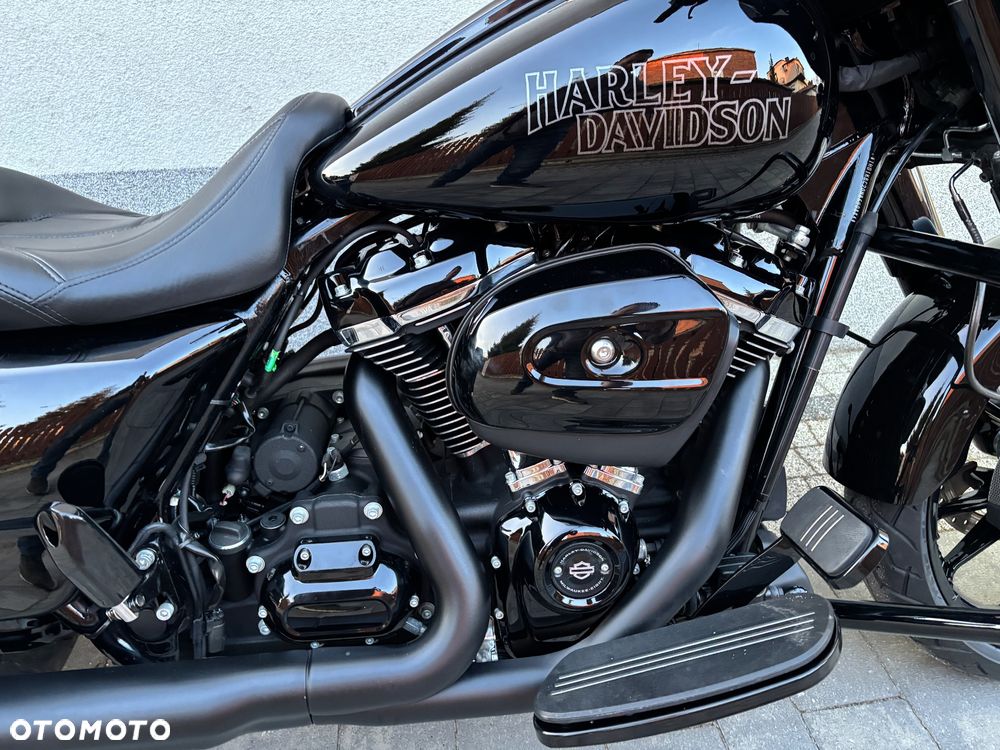 Harley-Davidson Touring Street Glide - 4