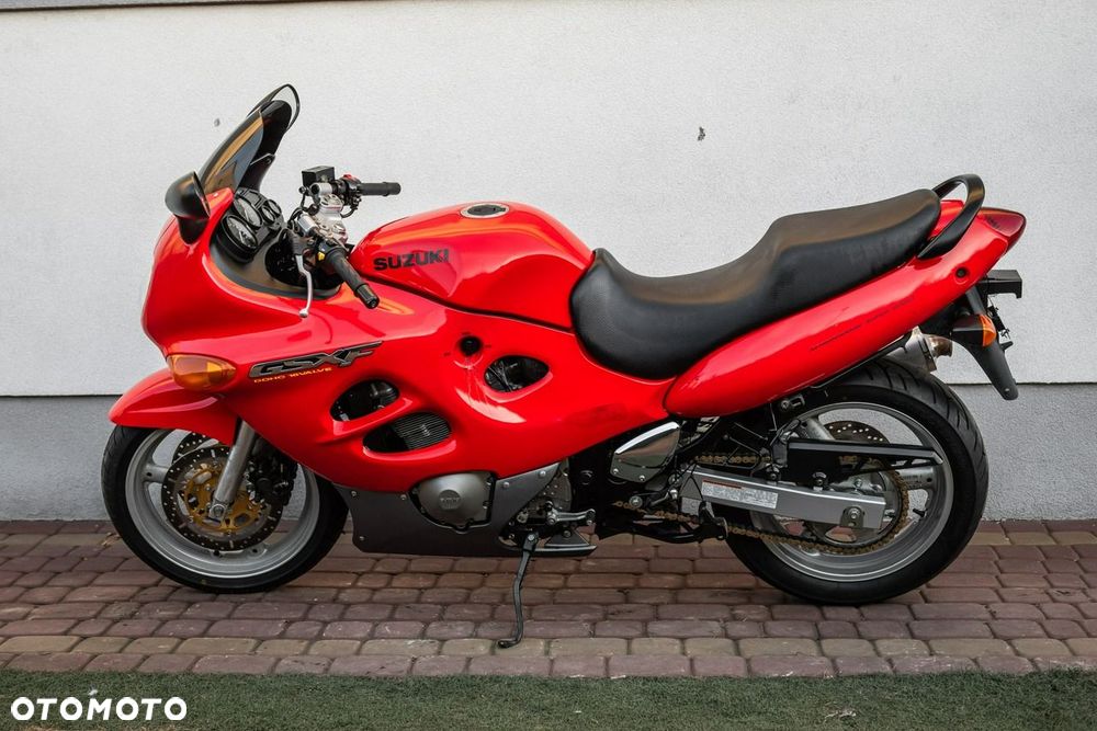 Suzuki GSX - 5