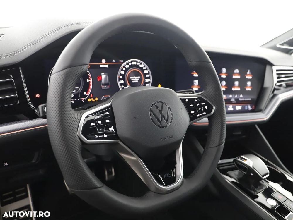 Volkswagen Touareg V6 TDI R-Style - 13