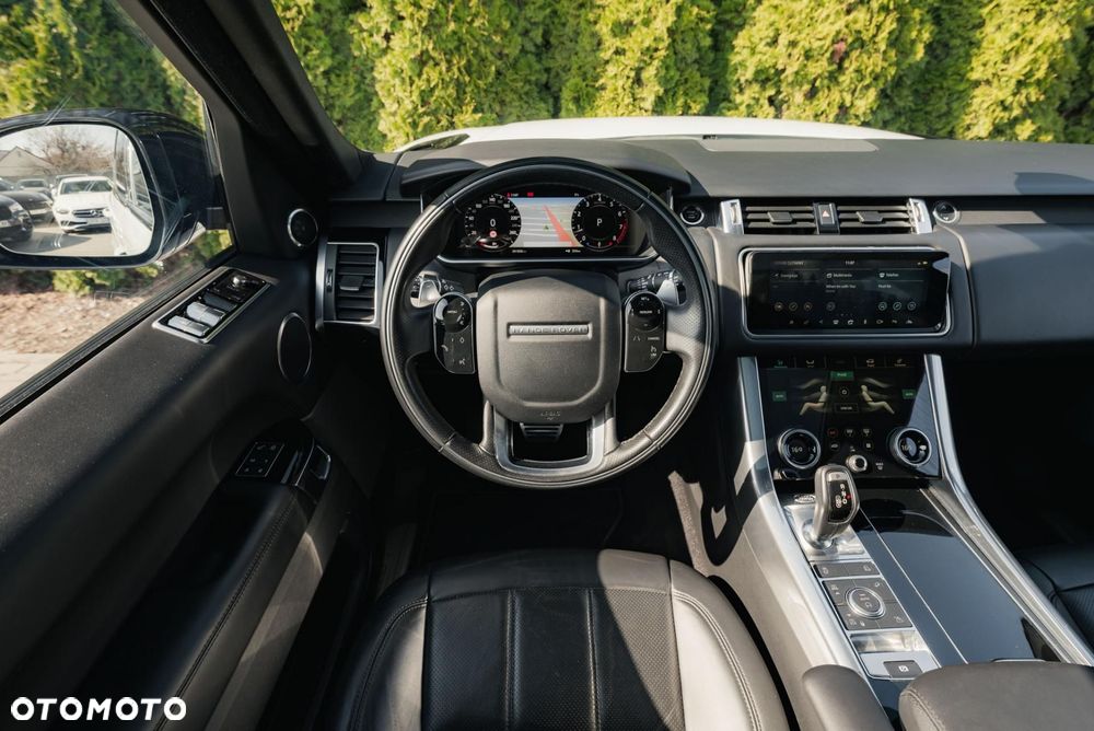 Land Rover Range Rover Sport - 12
